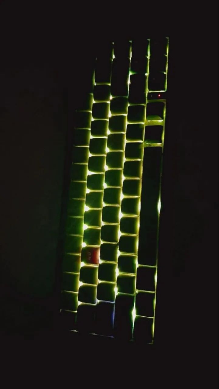 Teclado Mecânico Gamer Magnético RGB - Compacto - Foto 5