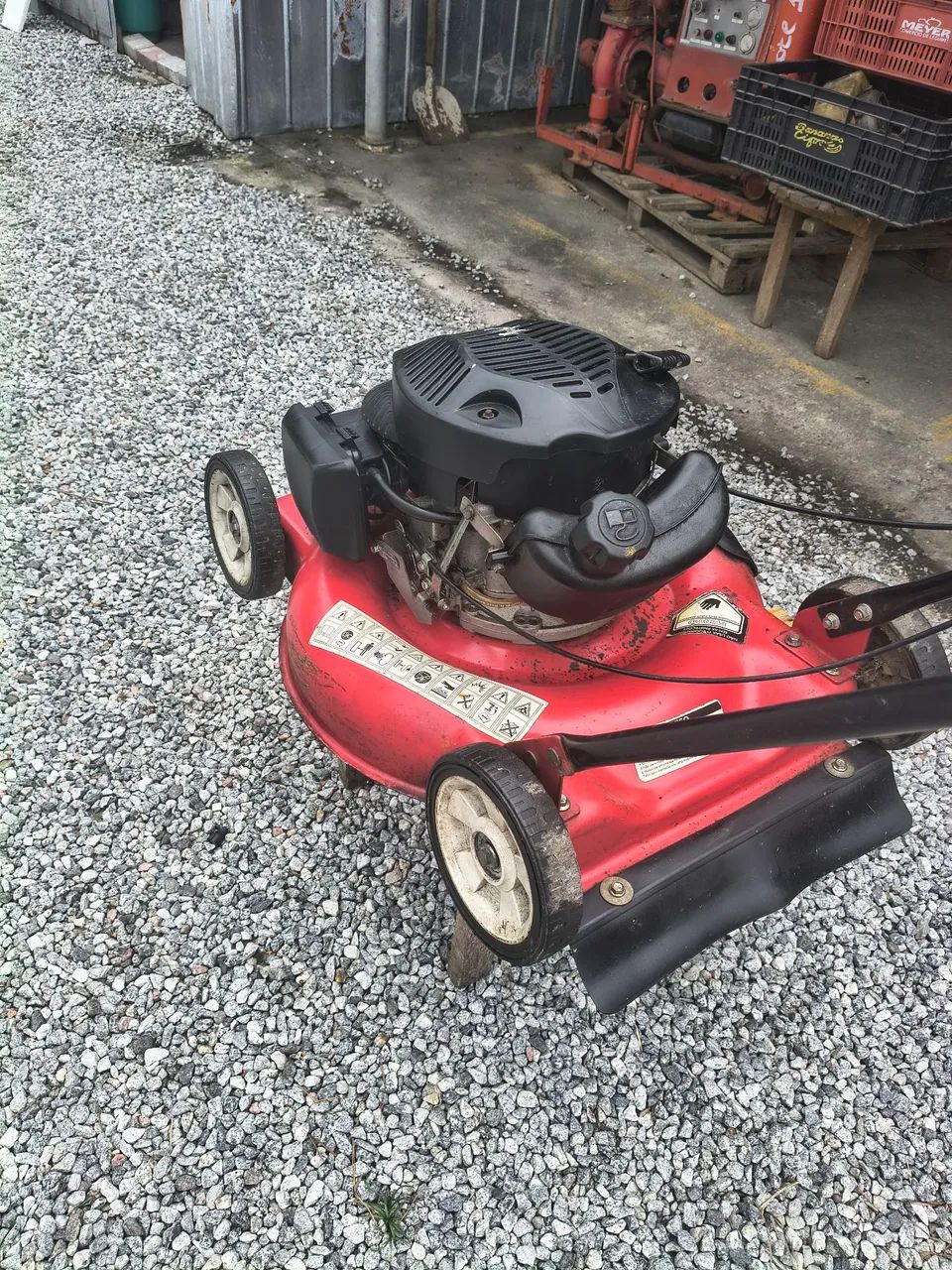 Vendo cortador de grama garthen a gasolina  - Foto 2