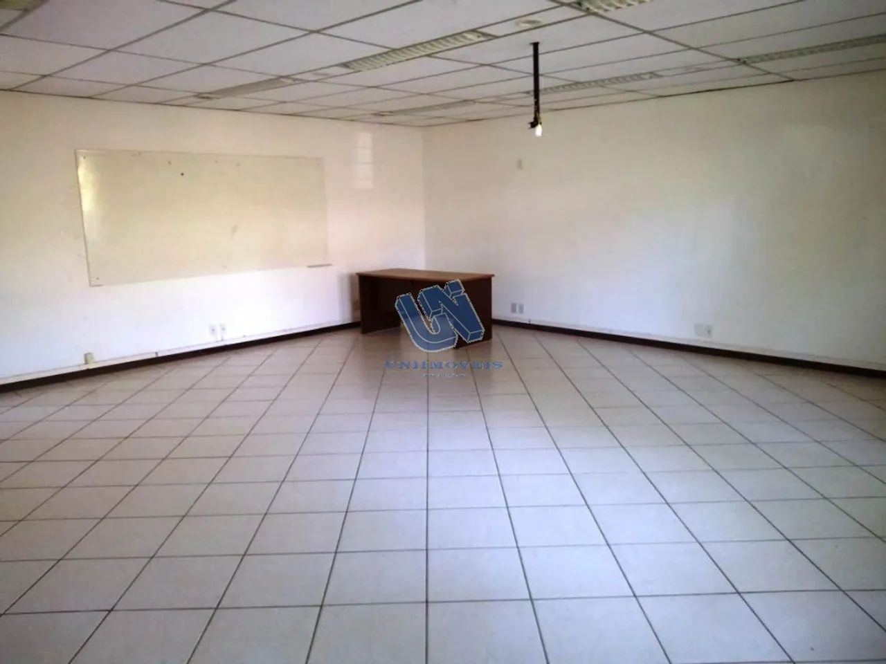 Sala comercial com 49,34m2 no Itaigara - Foto 2