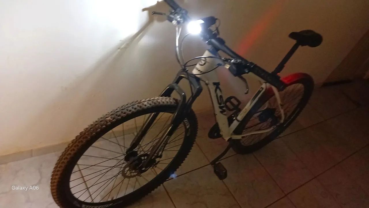 VENDO BICICLETA ARO 29 KSW VULCANA  - Foto 3