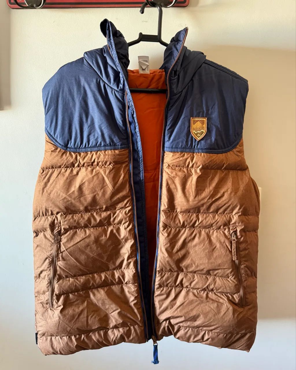 Colete Acolchoado Quechua (Decathlon) - Azul e Marrom - Foto 3