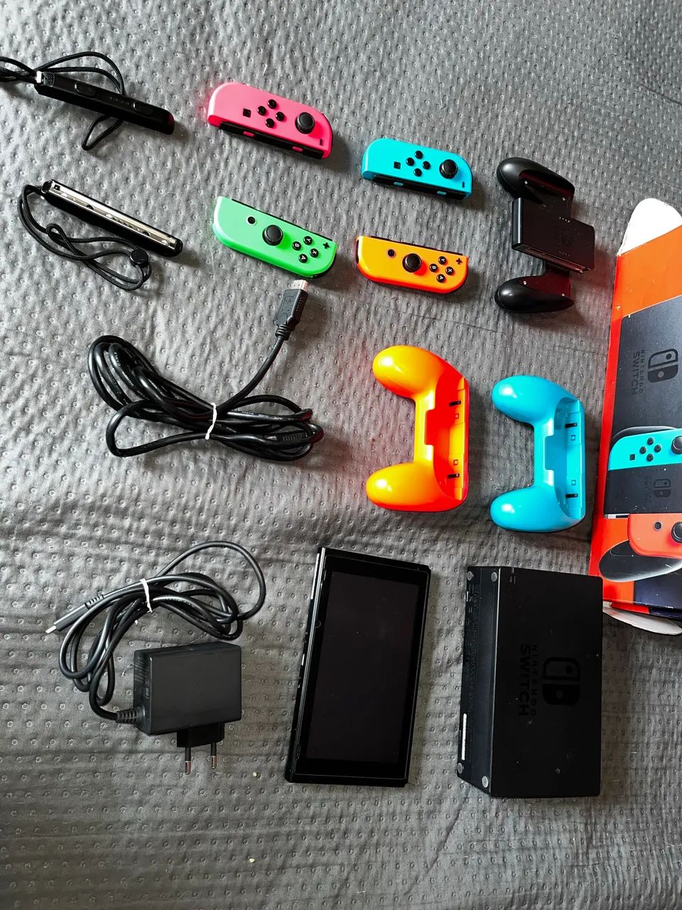 NINTENDO SWITCH V2 256GB