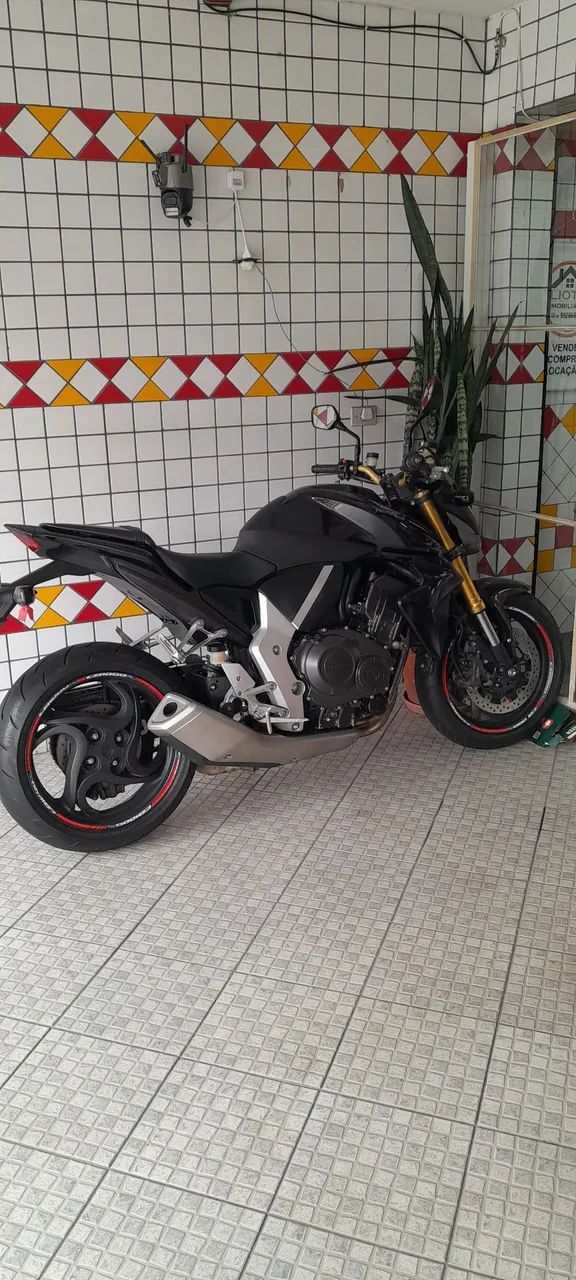 CB 1000R 