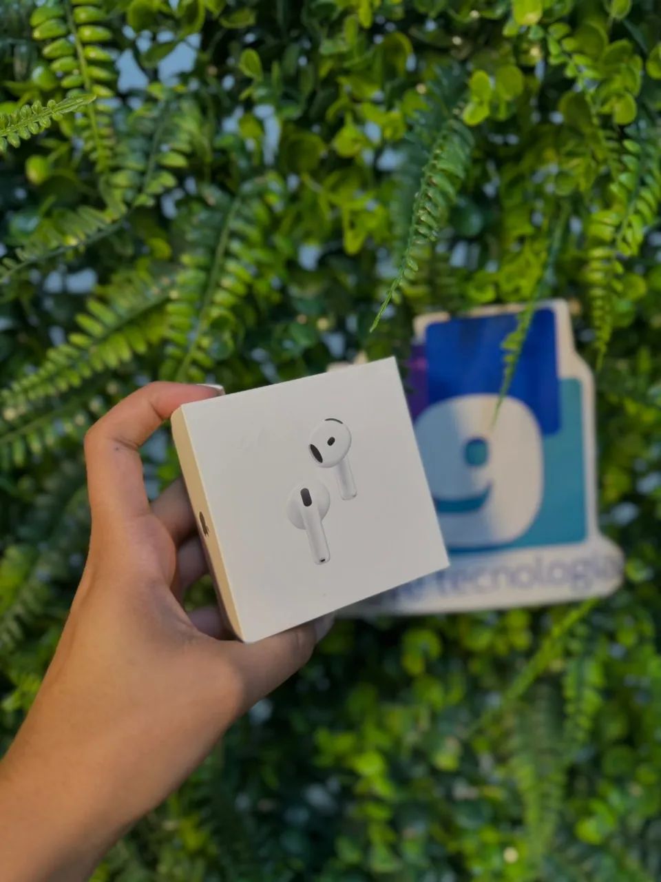 AirPods 4（ANC）　A3055 AirPods 4 (ANC) A3055 Versão: 8B21 Com caixa Seminovo Garantia