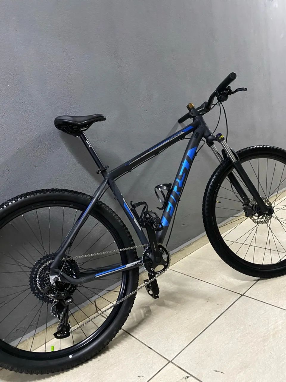 bicicleta FIRST aro 29 