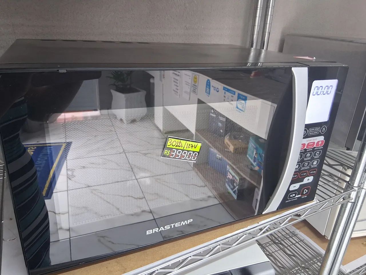 MICRO-ONDAS COM GARANTIA USADOS PERFEITO A PARTIR DE $270 - Foto 4