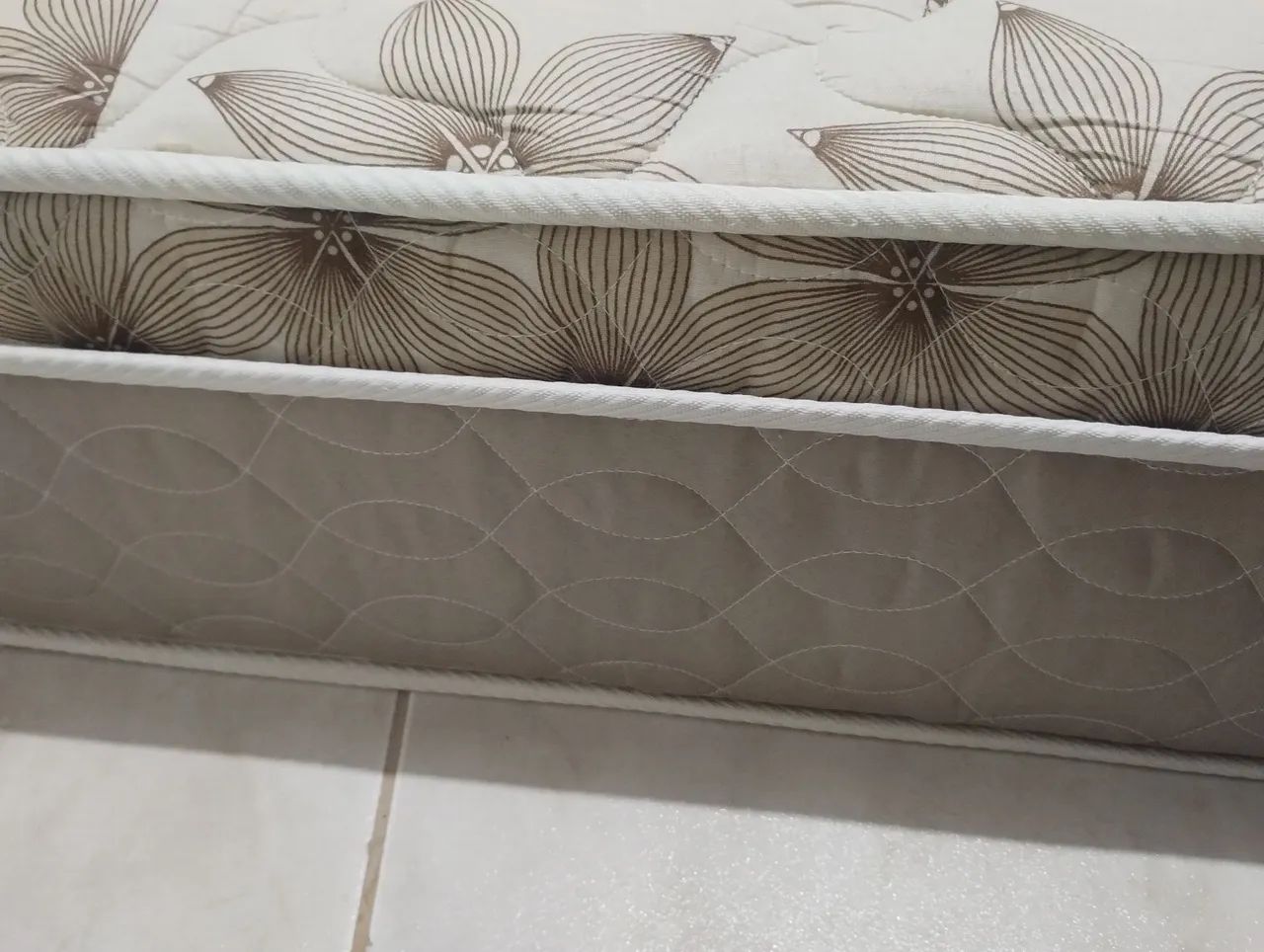 Colchão Castor Queen Class One Face Pocket  - Foto 2