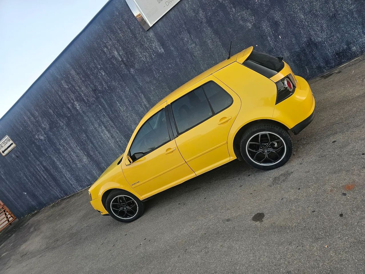 Volkswagen Golf Golf Sportline 1.6 Mi Total Flex 8V 4p 2009