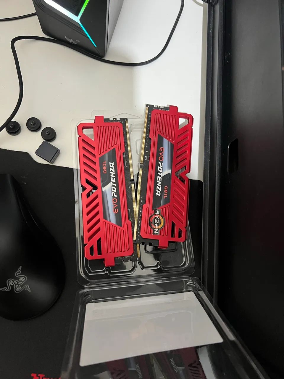 Memória Ram DDR4 2PENTES DE 8gb(16) - Foto 3