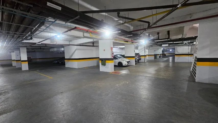 Linda Sala Comercial no Centro 45 m2 em Prédio de Alto Padrão c/ Ar Condicionado e Garagem - Foto 10