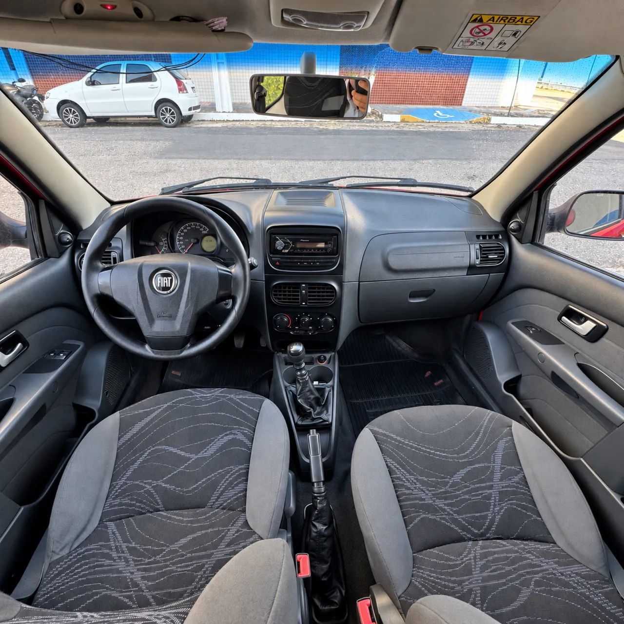 Fiat Strada Working 1.4 MPI Fire Flex 8V CD 2015 - Foto 3