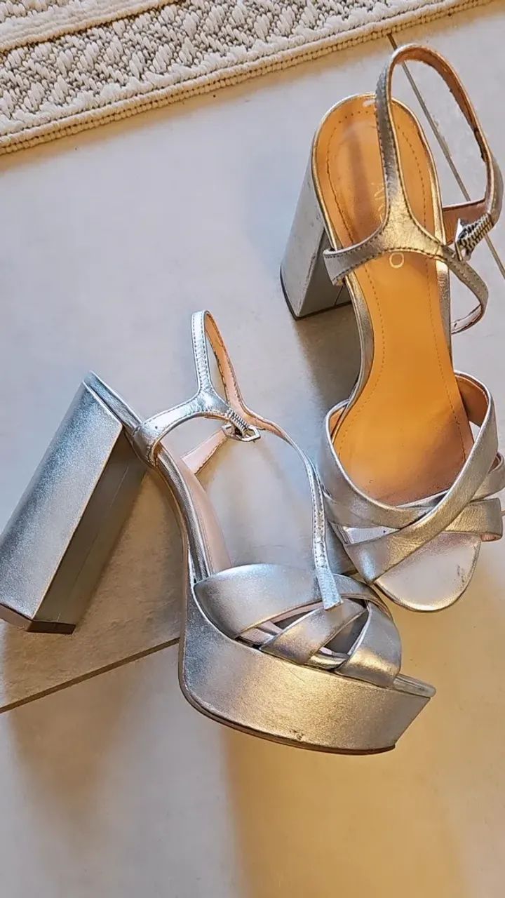 Bota e Sandalia Salto  - Foto 2