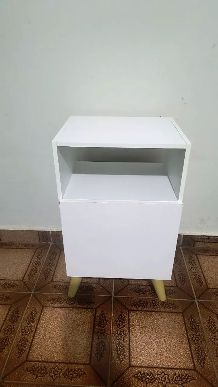 Mesas de Cabeceira Com Porta Retrô Quarto Cama Rapallo Branco  - Foto 3
