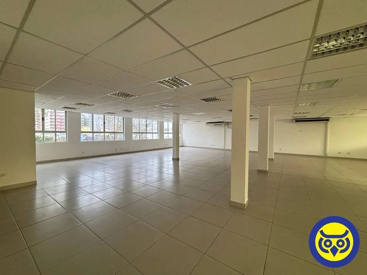 Andar Comercial no Estreito