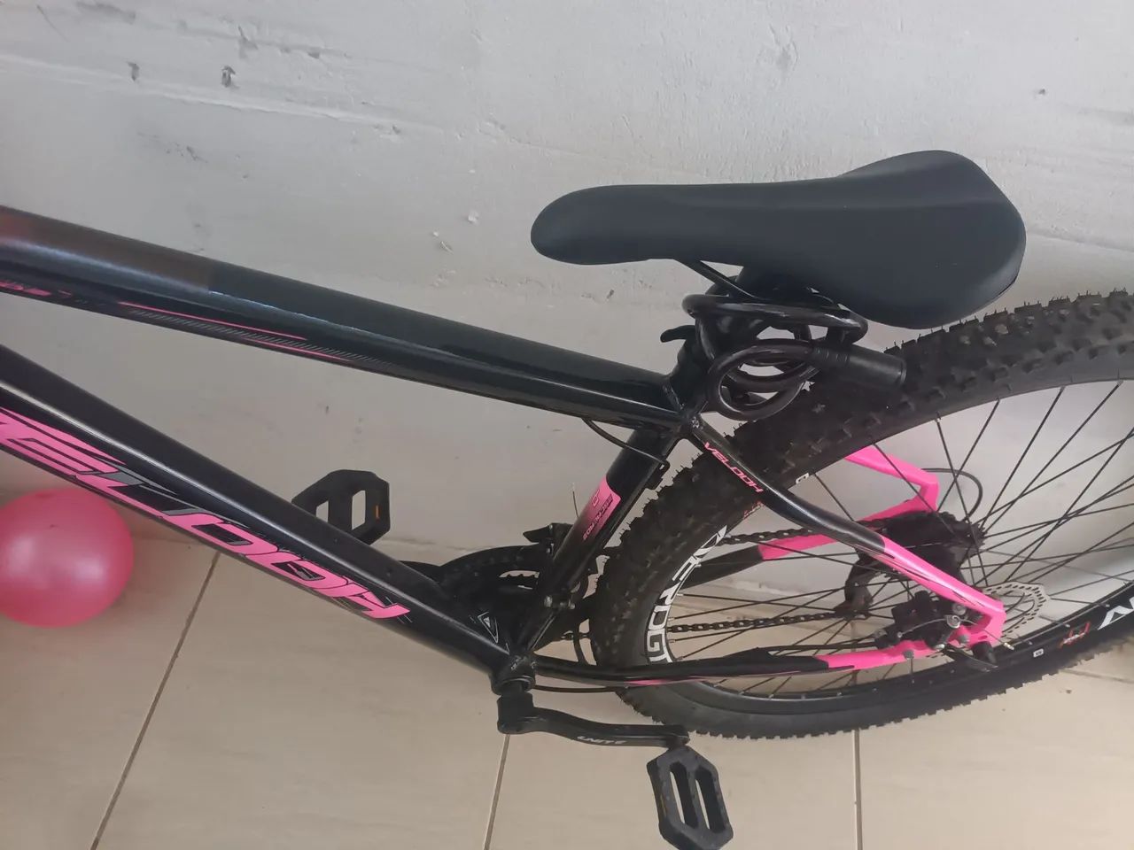 Vendo bicicleta semi nova