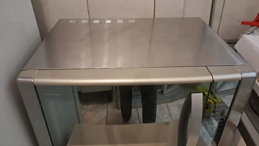 Microondas 31 litros - Foto 2