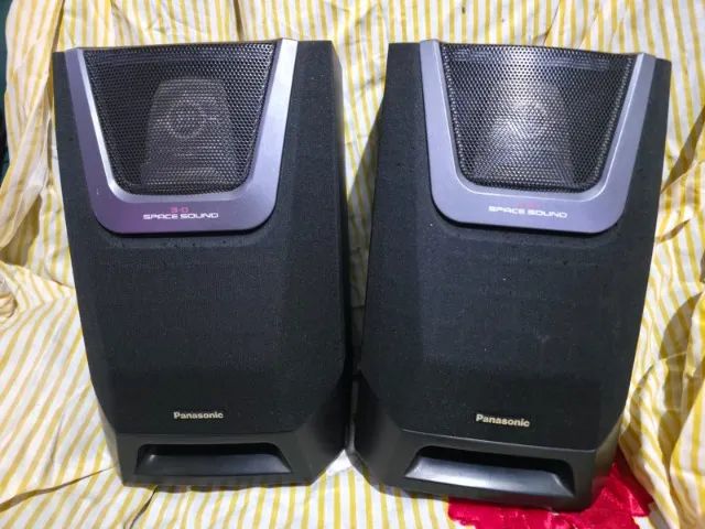  duas caixas   de  som   de  6  amp panasonic