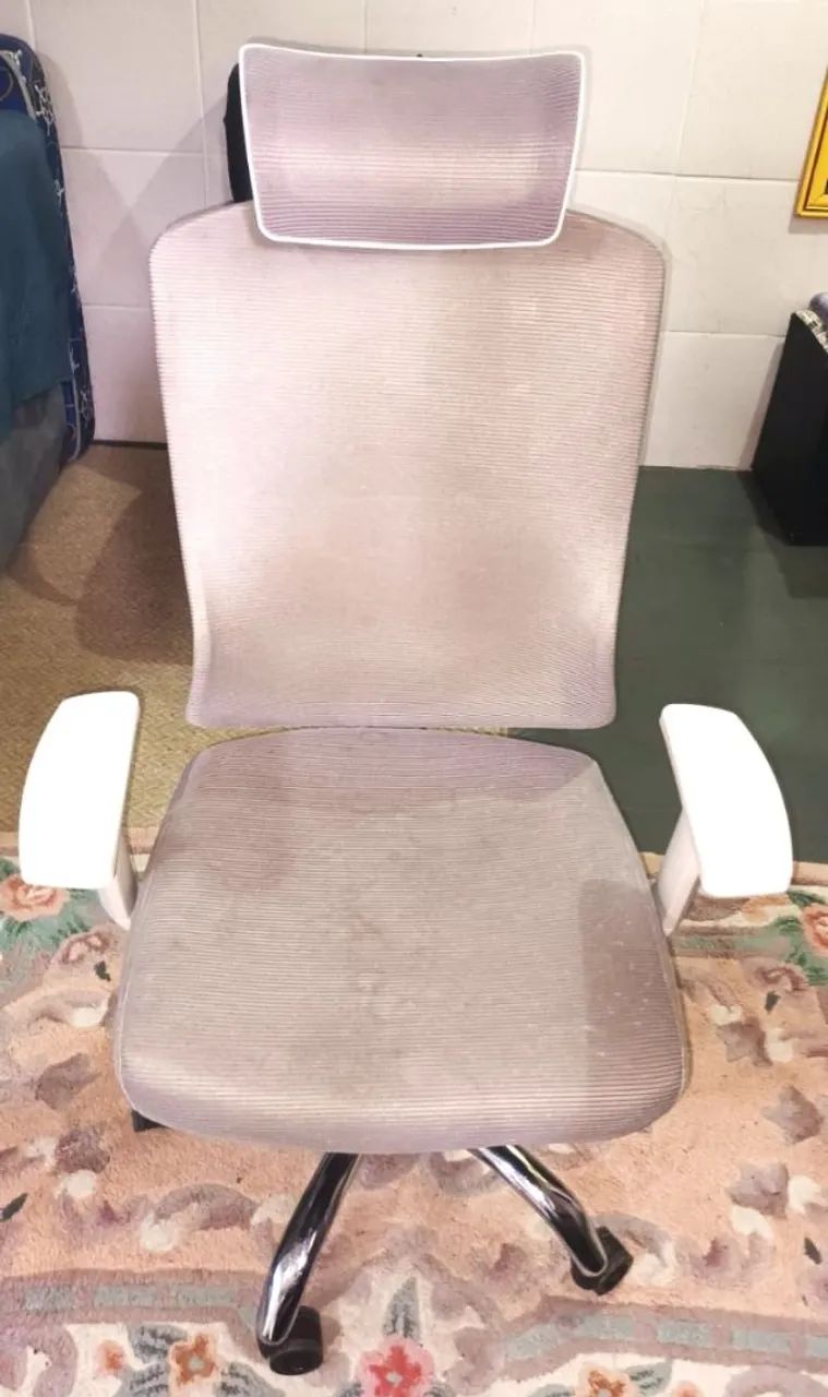 Cadeira de escritório ergonômica