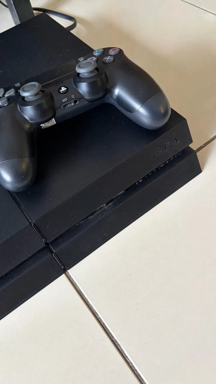 Playstation 4 (PS4) - Foto 2