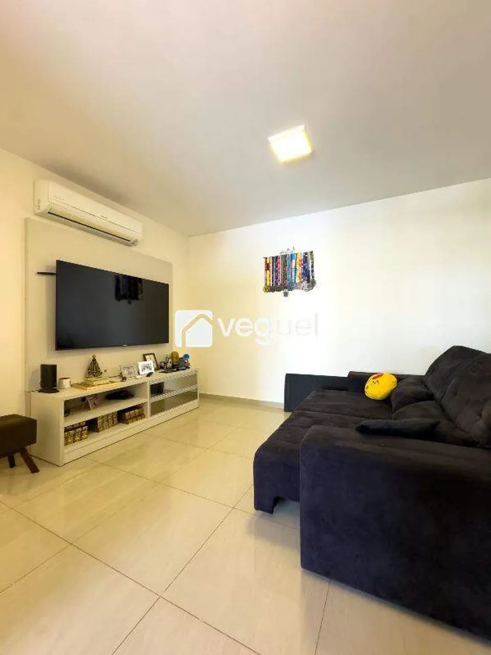 Apartamento mobiliado para alugar com 2 quartos, sendo 2 suítes, no Edifício Berlim  Bosqu - Foto 3