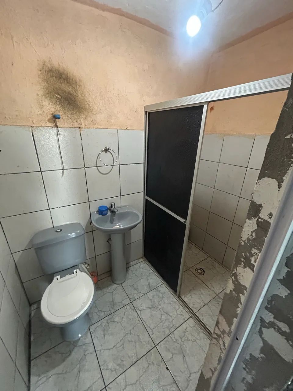 2 casas e 1 ponto comercial  - Foto 4
