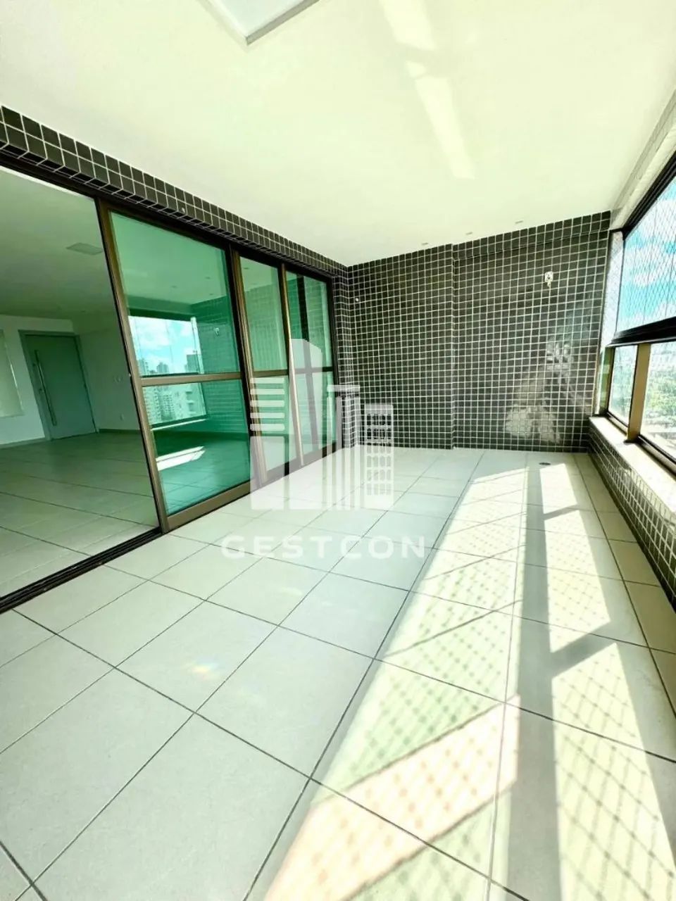Alugo Apartamento em Casa Forte- 207m²- 4 Quartos - Foto 5