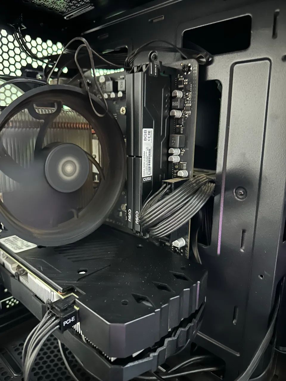 PC GAMER RYZEN 5/ RX 580 - Foto 3