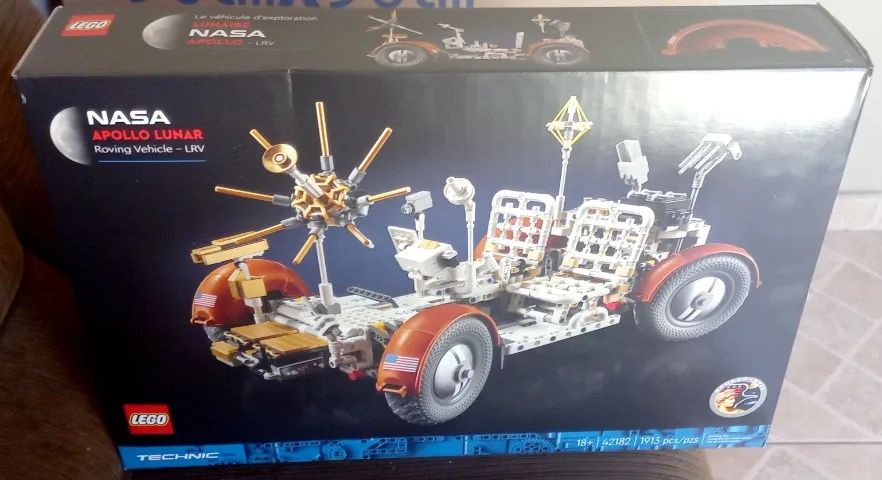 Lego rover lunar technic 