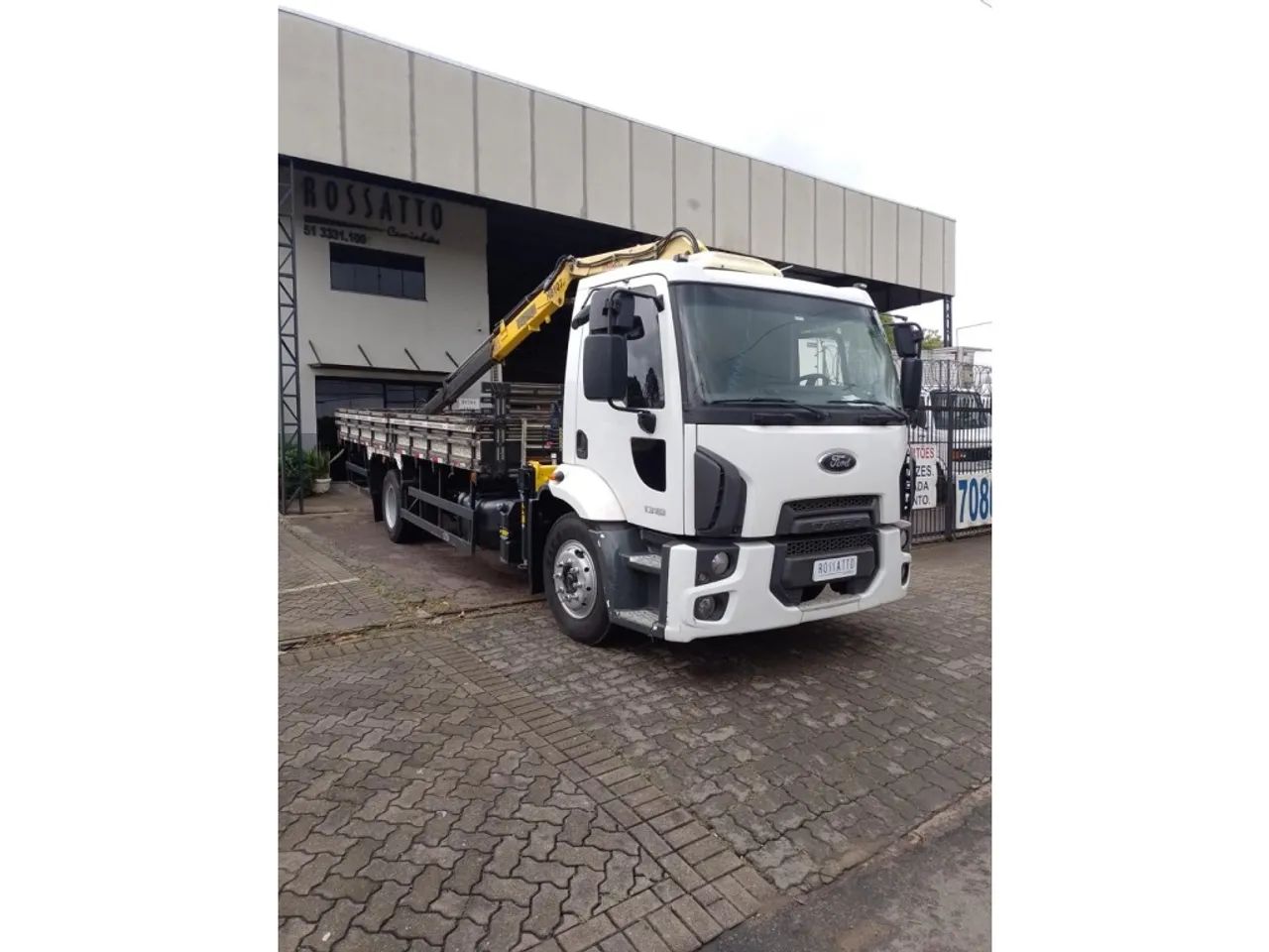 Ford Cargo 1319 2013 - Foto 7