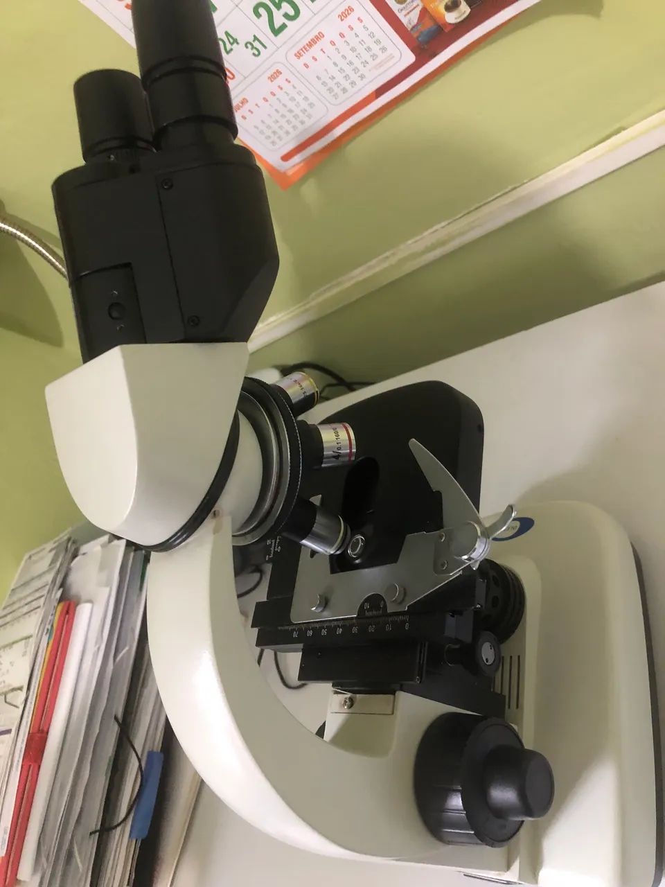 Microscópio Biológico Binocular  laboratório  - Foto 4
