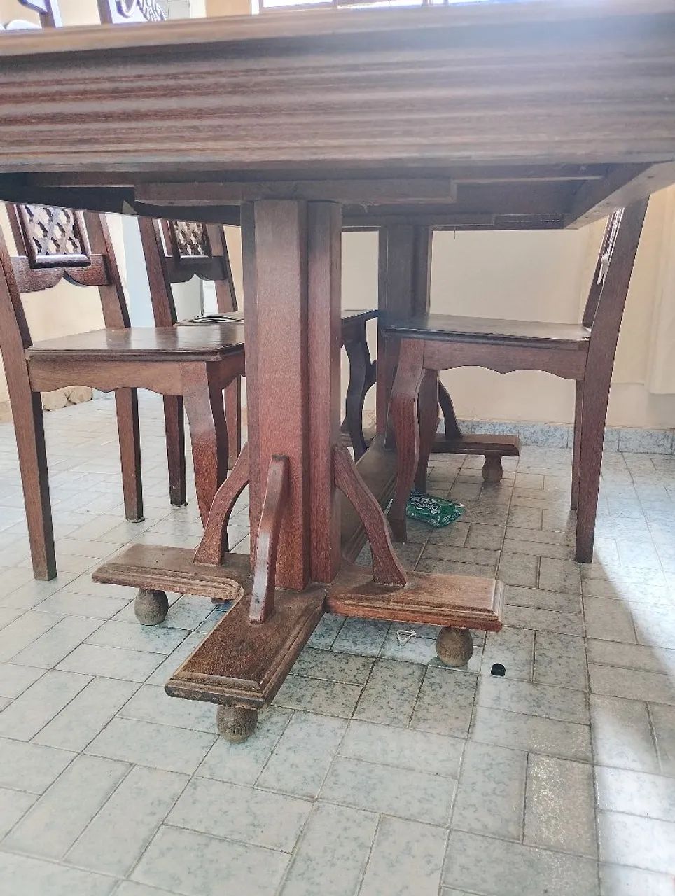 Mesa 6 lugares madeira maciça  - Foto 2