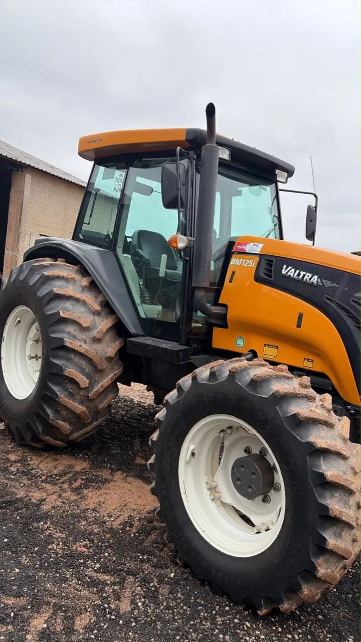 Trator Valtra - Foto 2