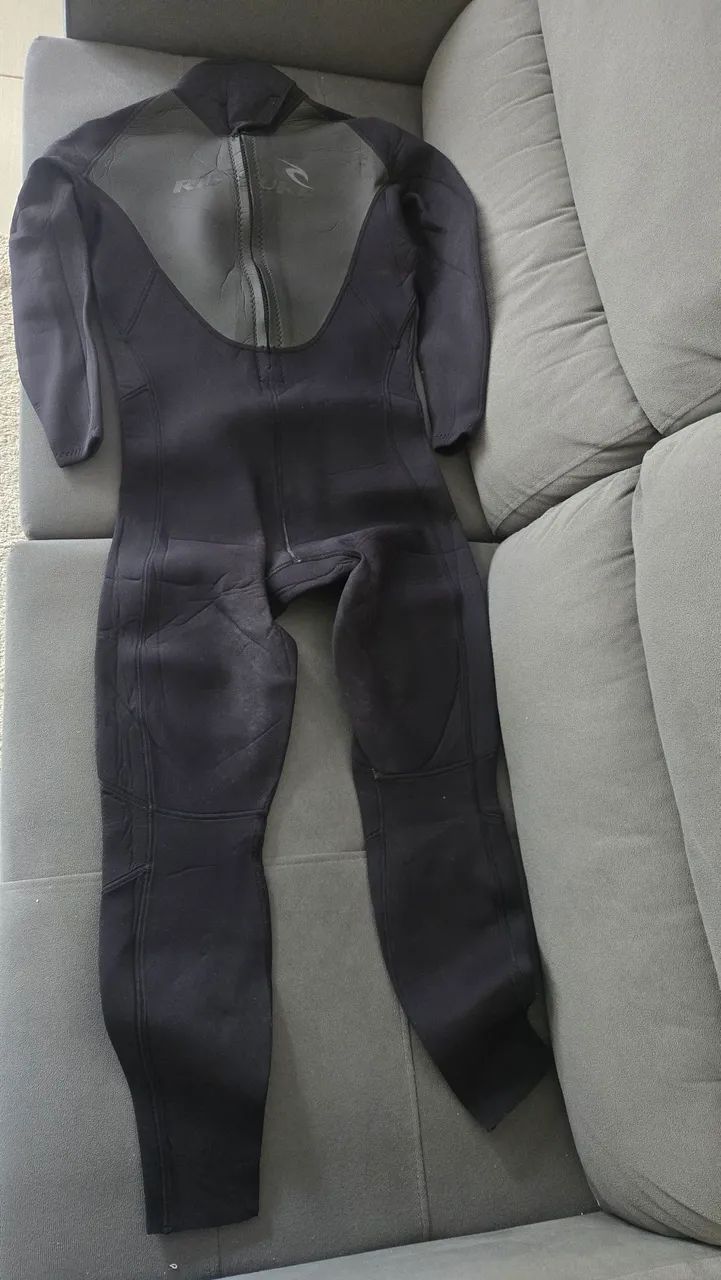 Roupa de borracha - Foto 2