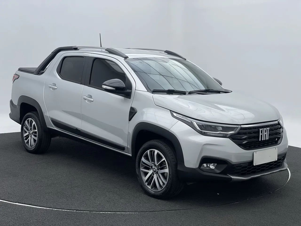 Fiat Strada Volcano 1.3 Flex 8V CD 2026 - Foto 4
