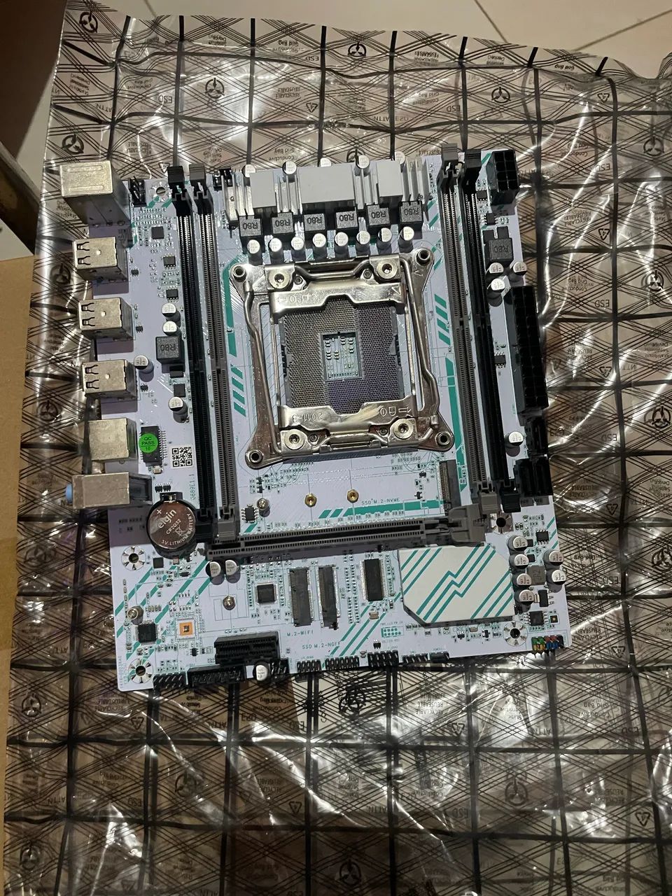 Placa mãe x99 SOYO + Xeon 2667v4 - Foto 2