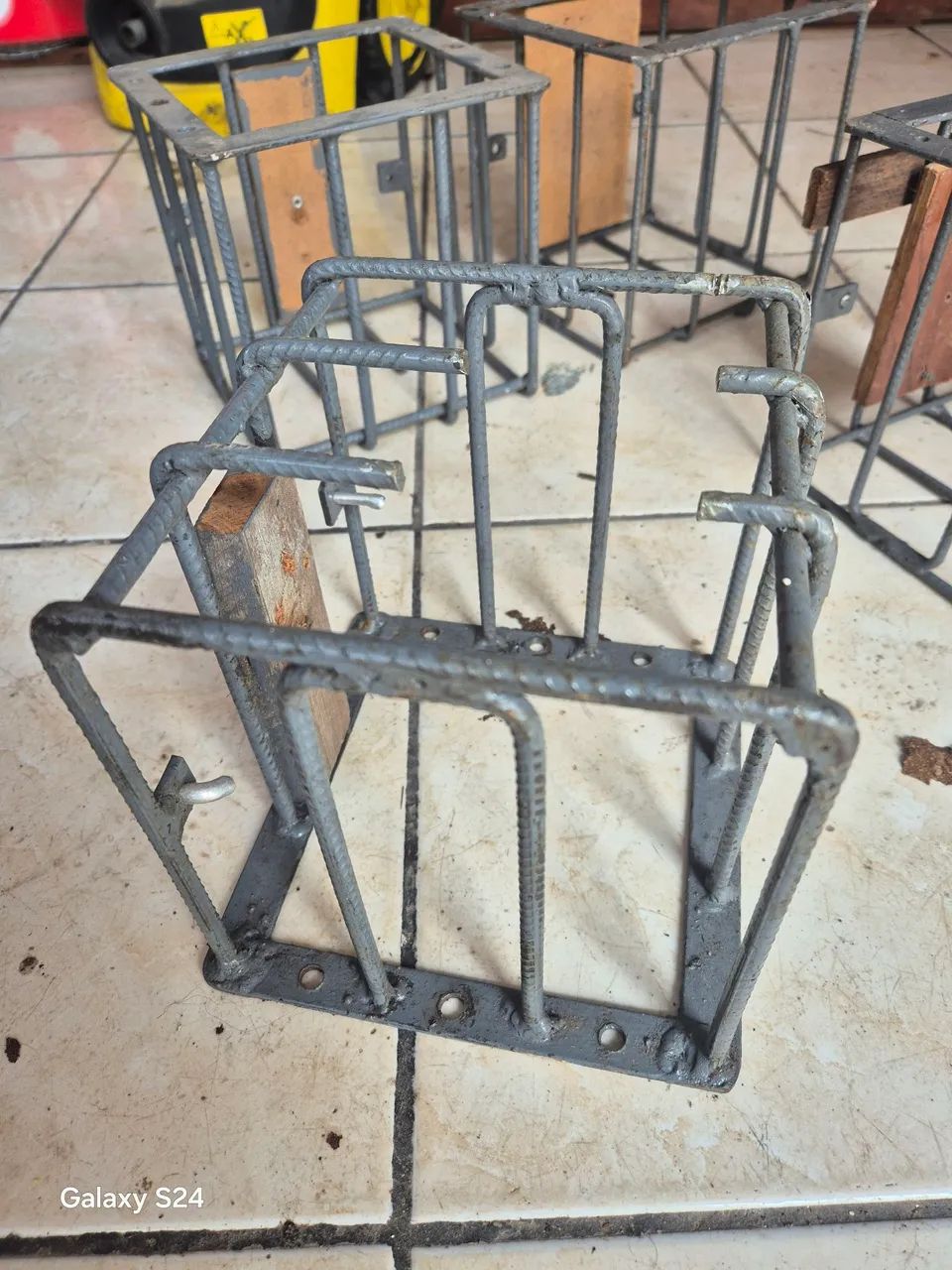 Gaiolas pra câmeras  - Foto 2