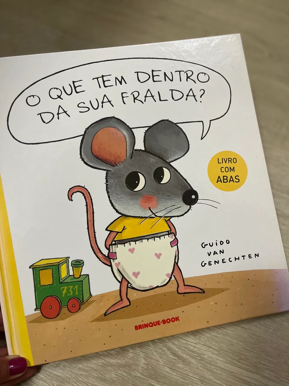 Livro O que tem dentro da sua fralda?