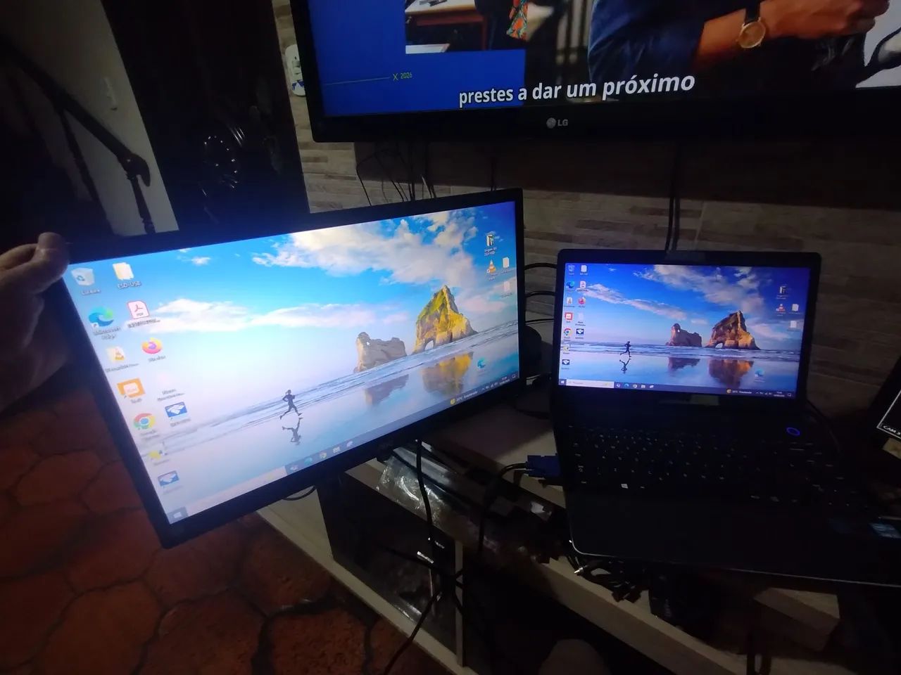 Monitor AOC 21 pol