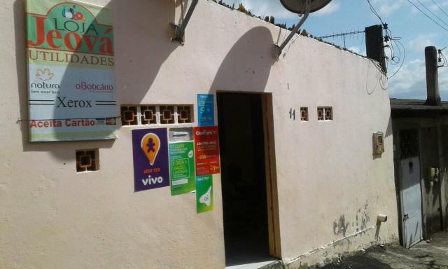 Vende-se uma casa! !