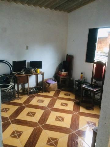 Casa de 4 quartos por 60 mil (URGENTE)