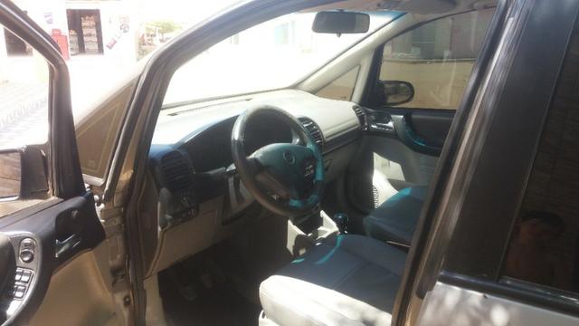 Zafira em ótimo estado motor e caixa de macha primeira - Foto 6