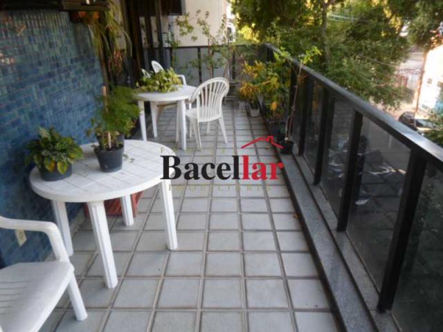 Apartamento à venda com 3 dormitórios em Maracanã, Rio de janeiro cod:TIAP31829