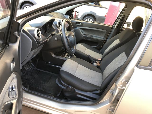 FORD FIESTA SE 1.6 Ano (2013/2014) - Foto 7