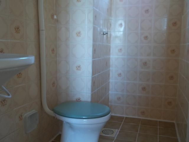 Apartamento dois dormitórios c/sacada grande, Fragata/Guabiroba - Foto 9
