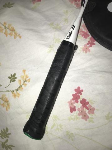Raquete Badminton YONEX