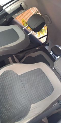 Vende se ônix Lt 1.0 branco analiso trocas - Foto 9