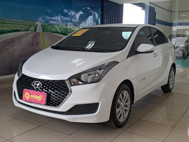 HYUNDAI HB20S 1.0 COMFORT PLUS 12V FLEX 4P MANUAL