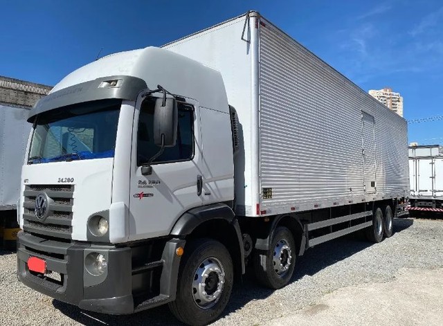 VW 24.280 NO BAÚ