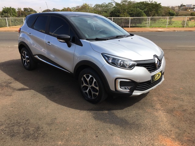 CAPTUR INTEN 1.6 COMPLETO AUTOMÁTICO
