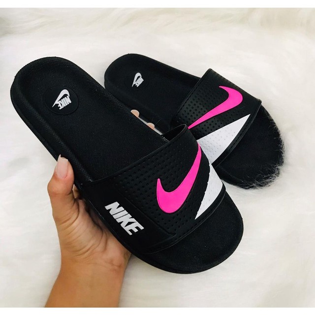 chinelo nike e adidas